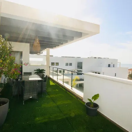 Atico Con Piscina, Golf, Vistas Al Mar Apartment Torre de Benagalbon