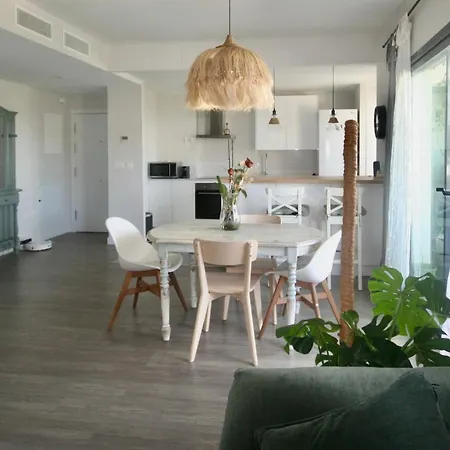 Atico Con Piscina, Golf, Vistas Al Mar